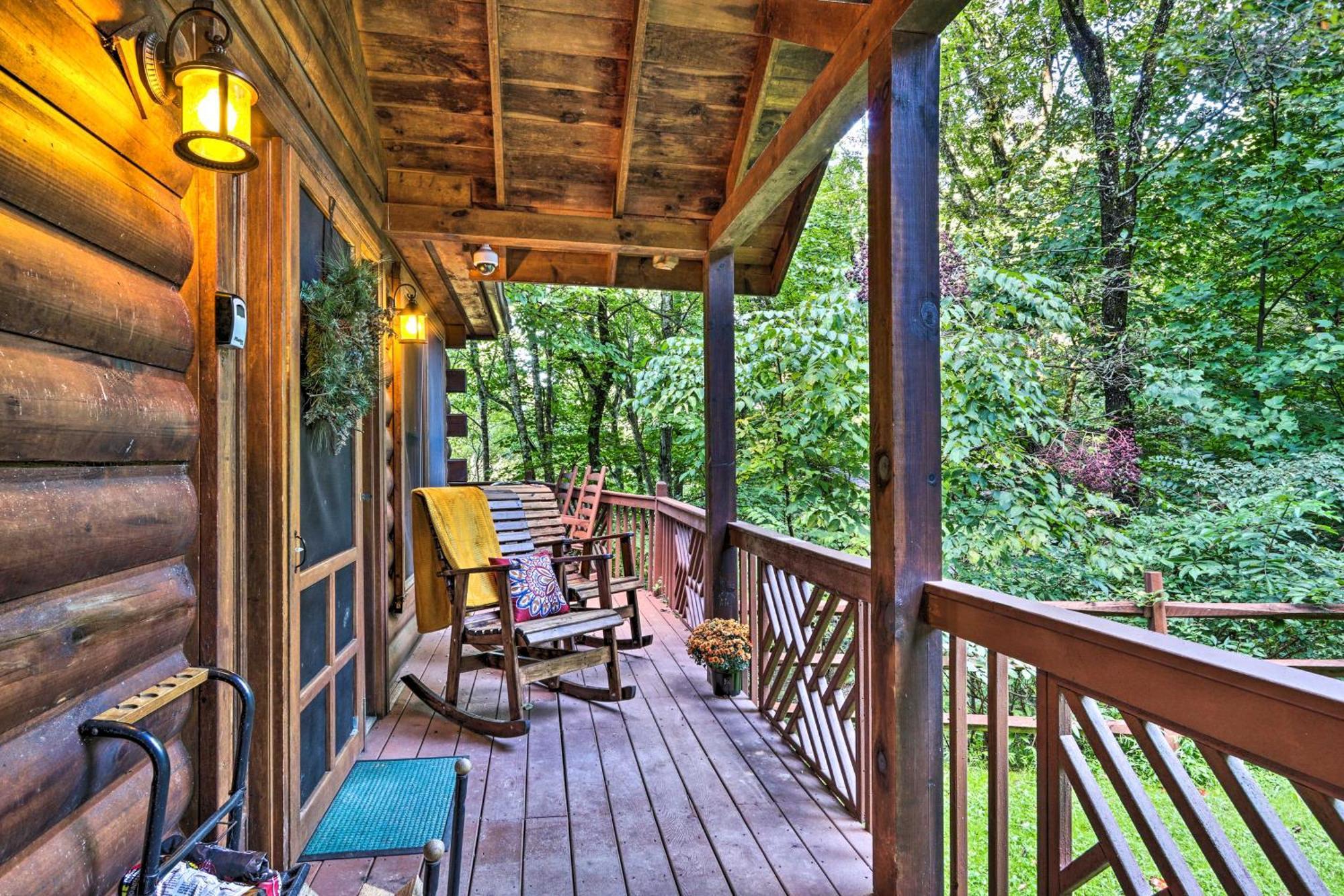 Cozy Mountain Cabin In Perfect Location Sevierville Ngoại thất bức ảnh